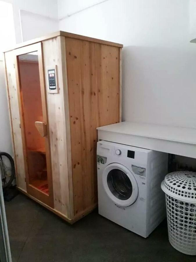 Апартаменты Viola Apartman With Infra Sauna Сегед Экстерьер фото